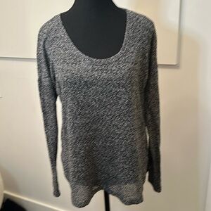 Light grey long sleeve round neck sweater from Garage woman size small